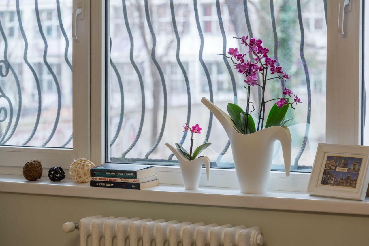 Central Stylish & Cozy One Bedroom Apartment - Adela Accommodation - Ideal For Long Stays 布加勒斯特 外观 照片